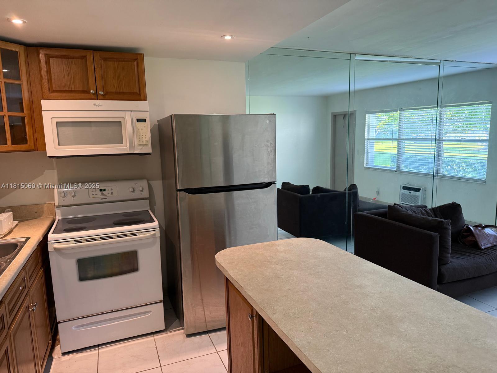 SUFFOLK AT CENTURY VILLAG - Residential