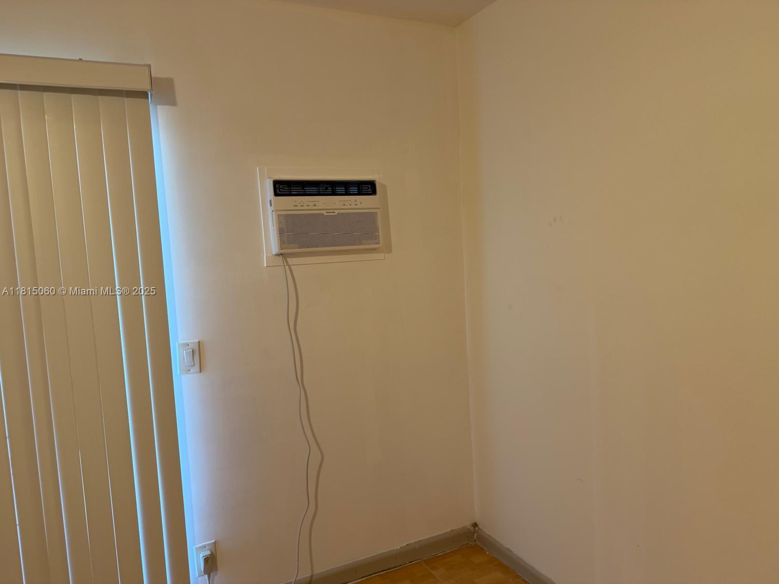 SUFFOLK AT CENTURY VILLAG - Residential