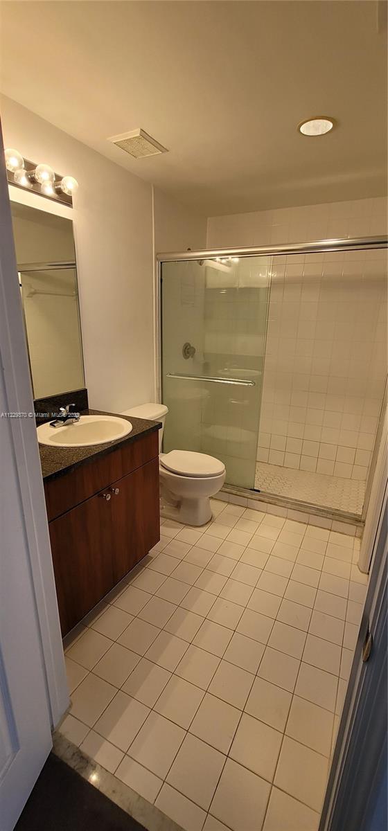 PARKVIEW AT BRICKELL COND - Residential Lease