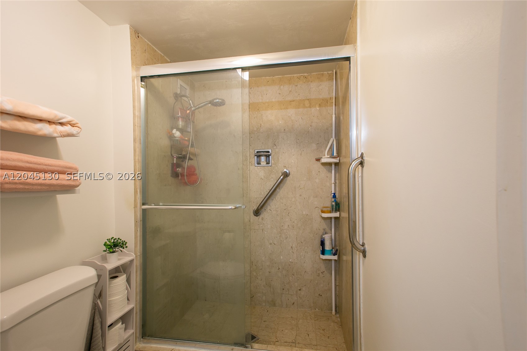 CRICKET CLUB CONDO - Residential Lease