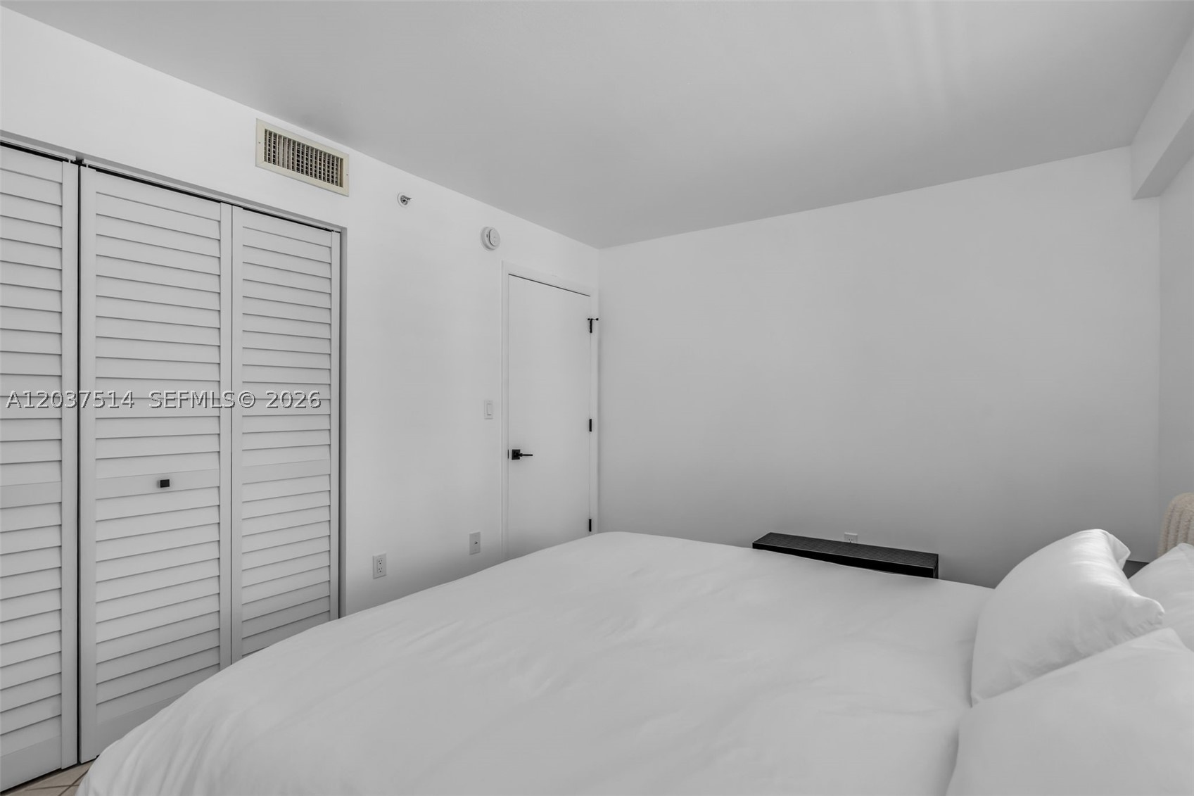 THE SAILS CONDO - Residential Lease