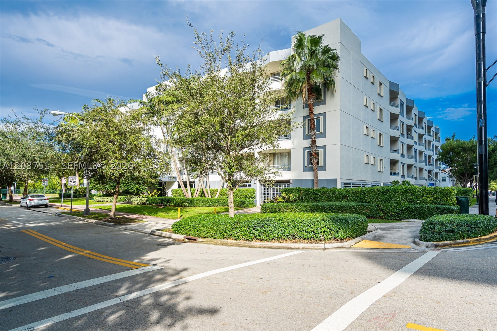 THE SAILS CONDO - Residential Lease
