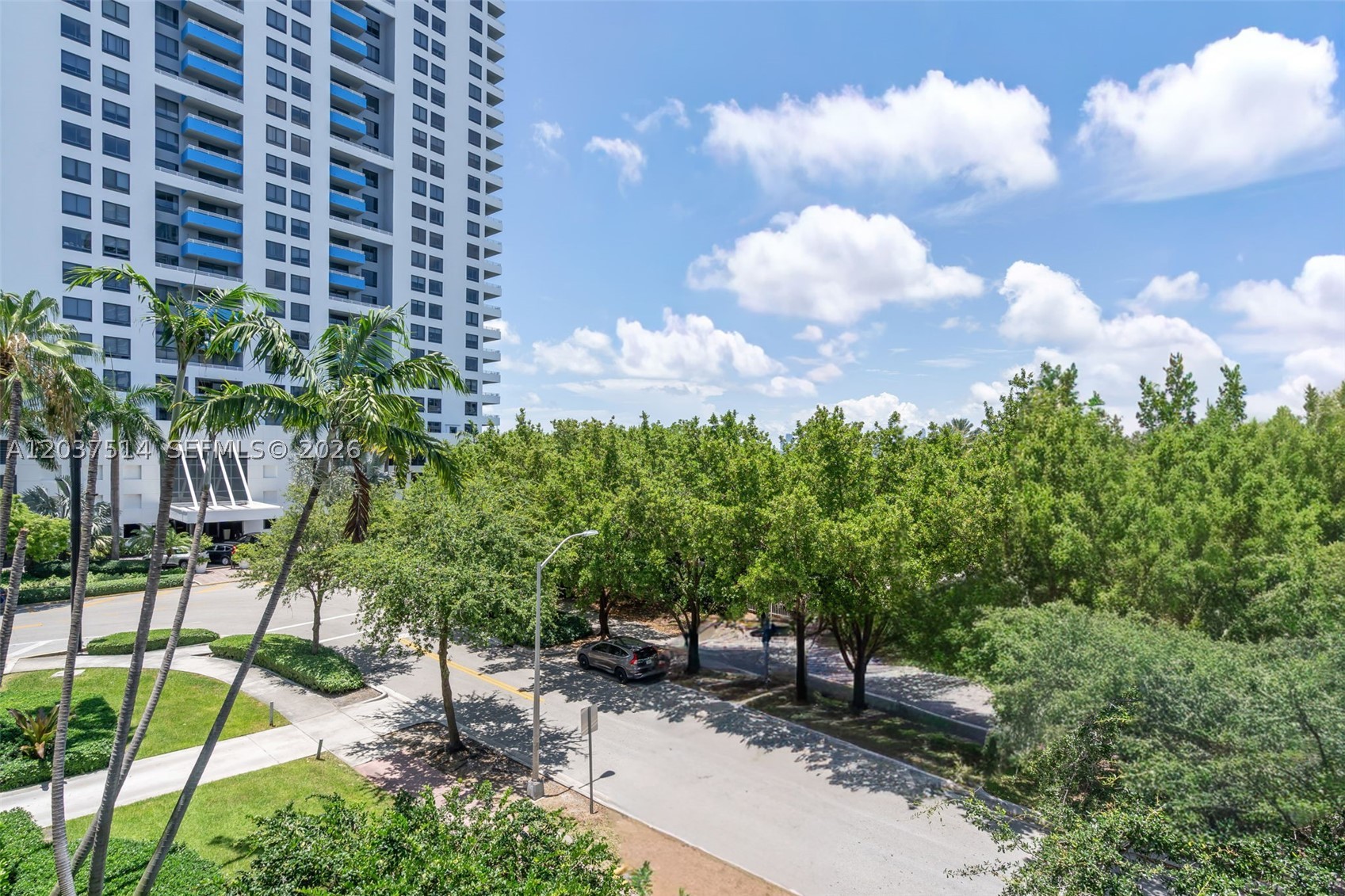 THE SAILS CONDO - Residential Lease