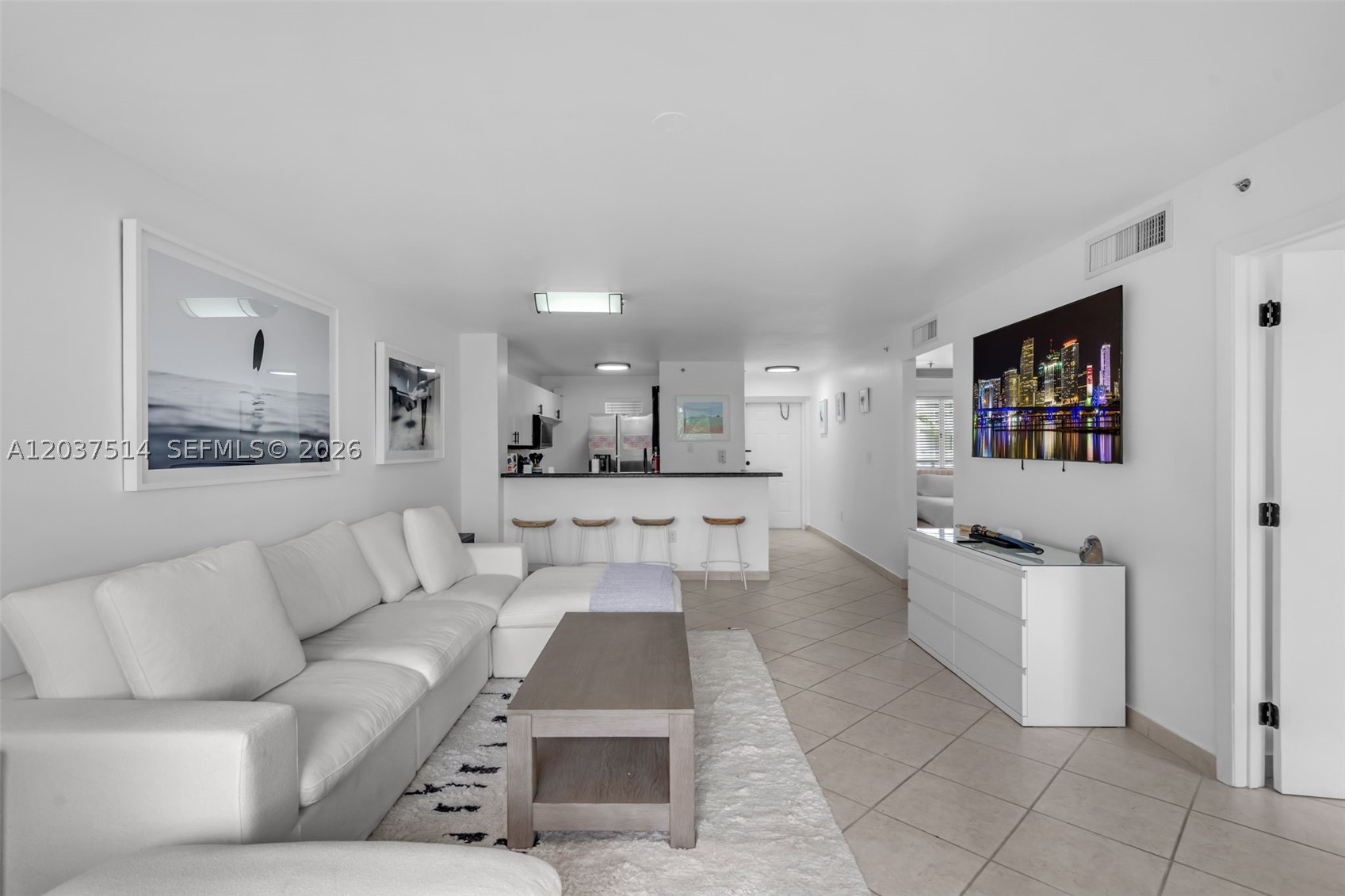 THE SAILS CONDO - Residential Lease