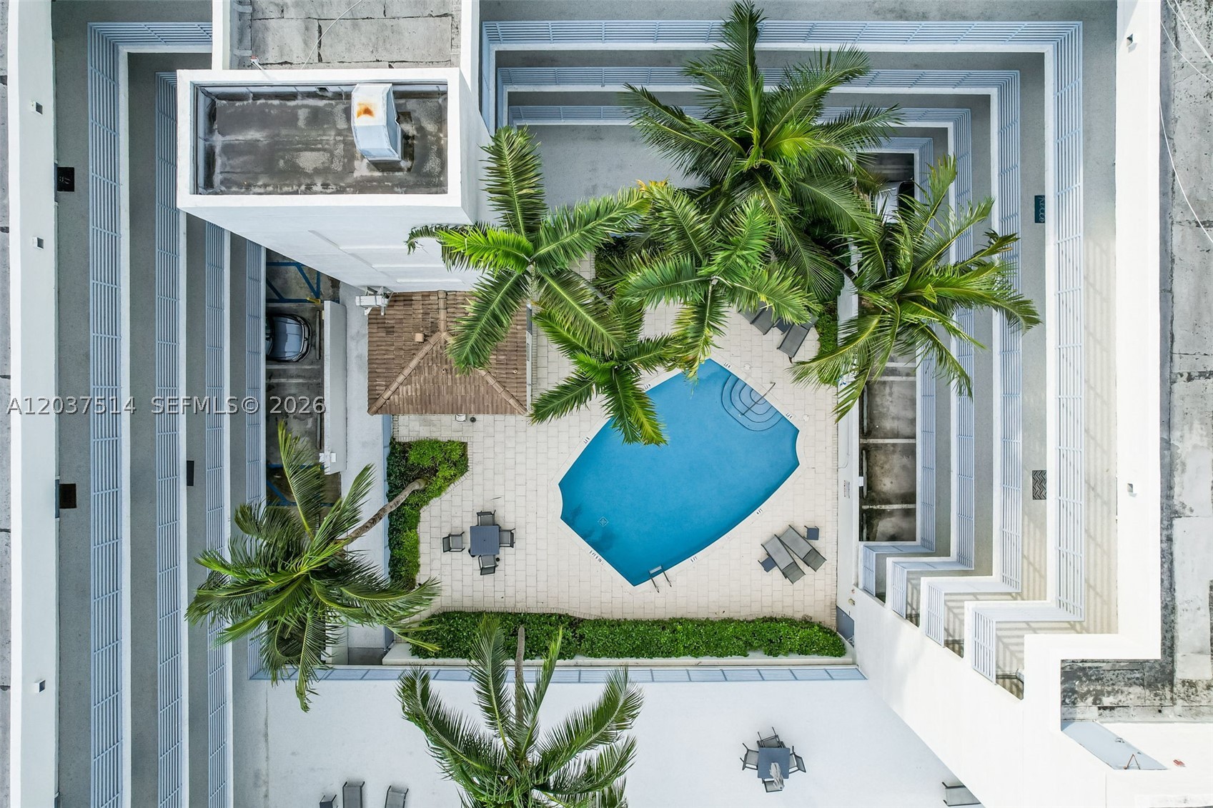 THE SAILS CONDO - Residential Lease