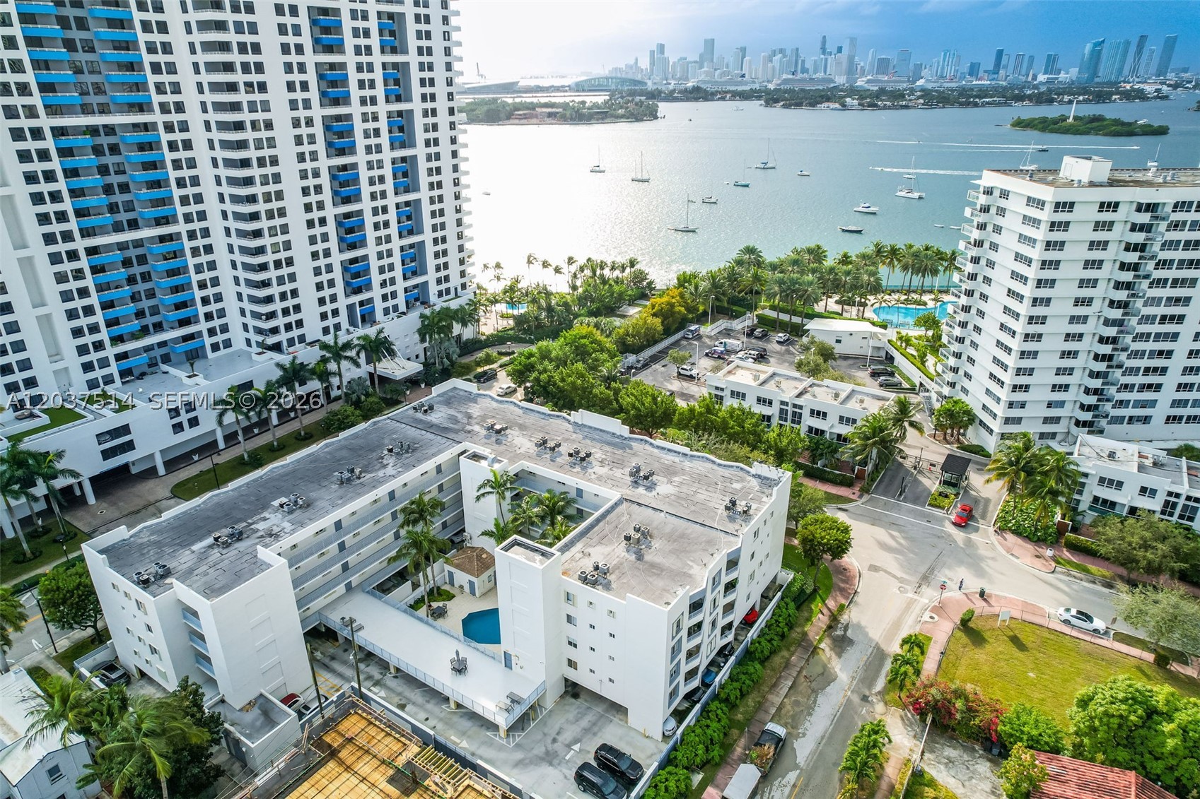 THE SAILS CONDO - Residential Lease