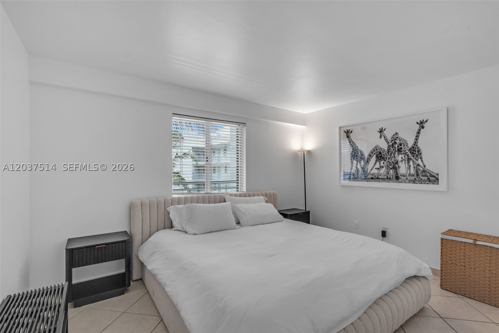 THE SAILS CONDO - Residential Lease