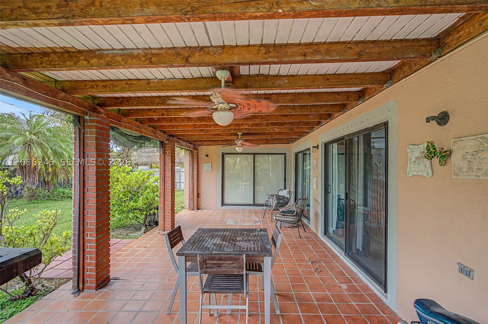 KINGS GRANT EAST - Residential