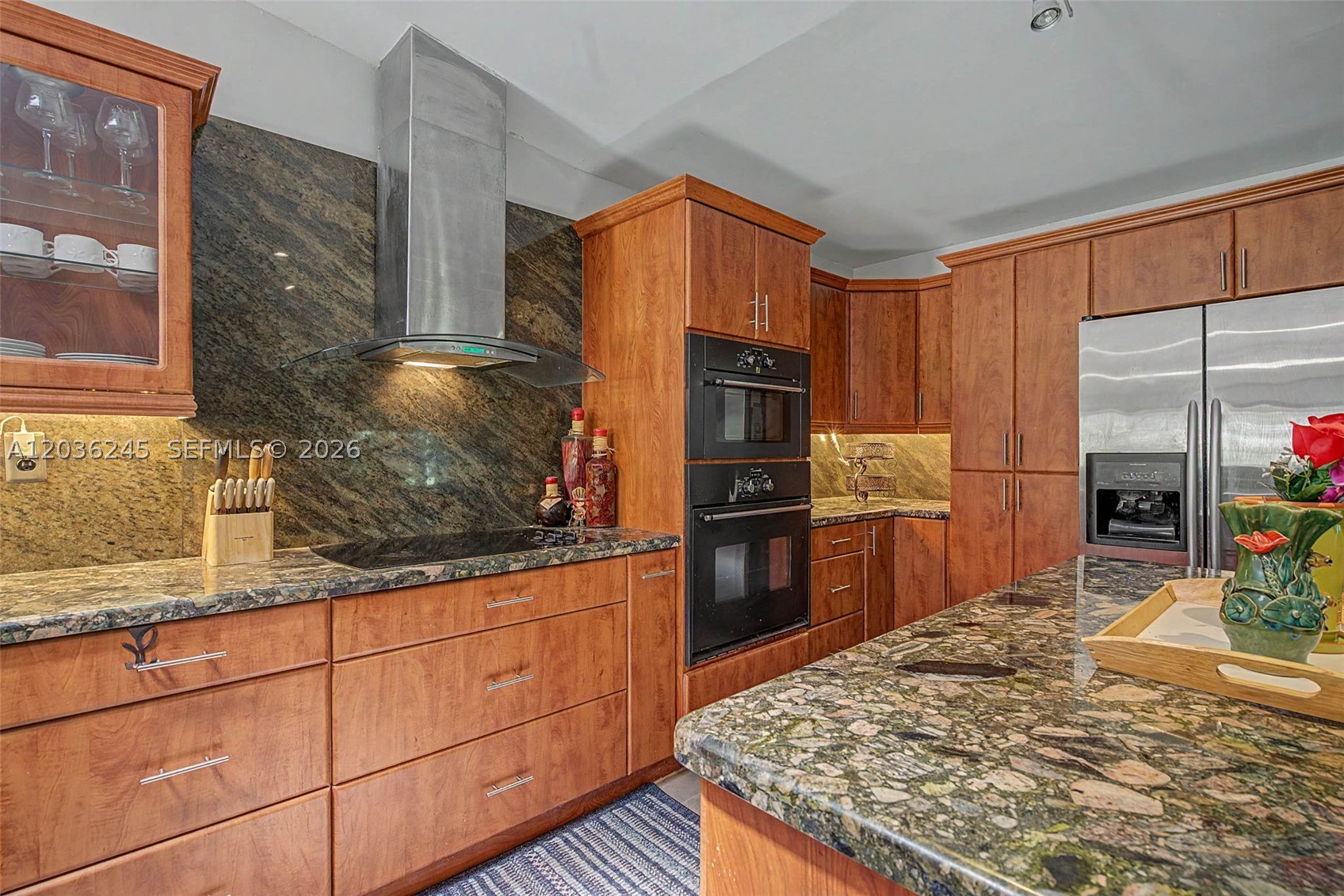 KINGS GRANT EAST - Residential