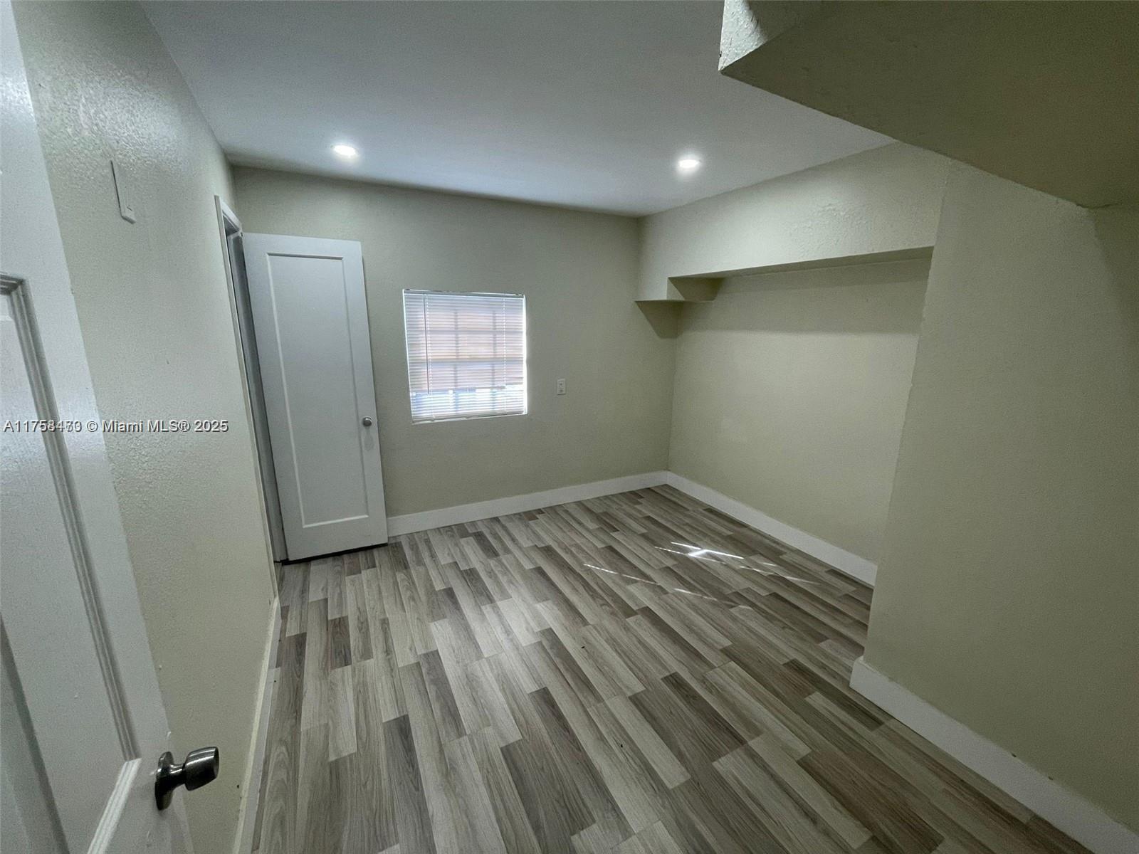 JACARANDA HEIGHTS - Residential