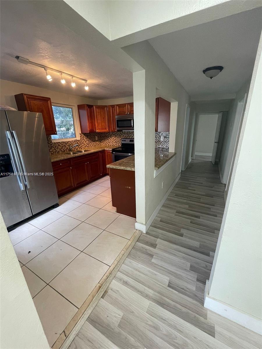 JACARANDA HEIGHTS - Residential