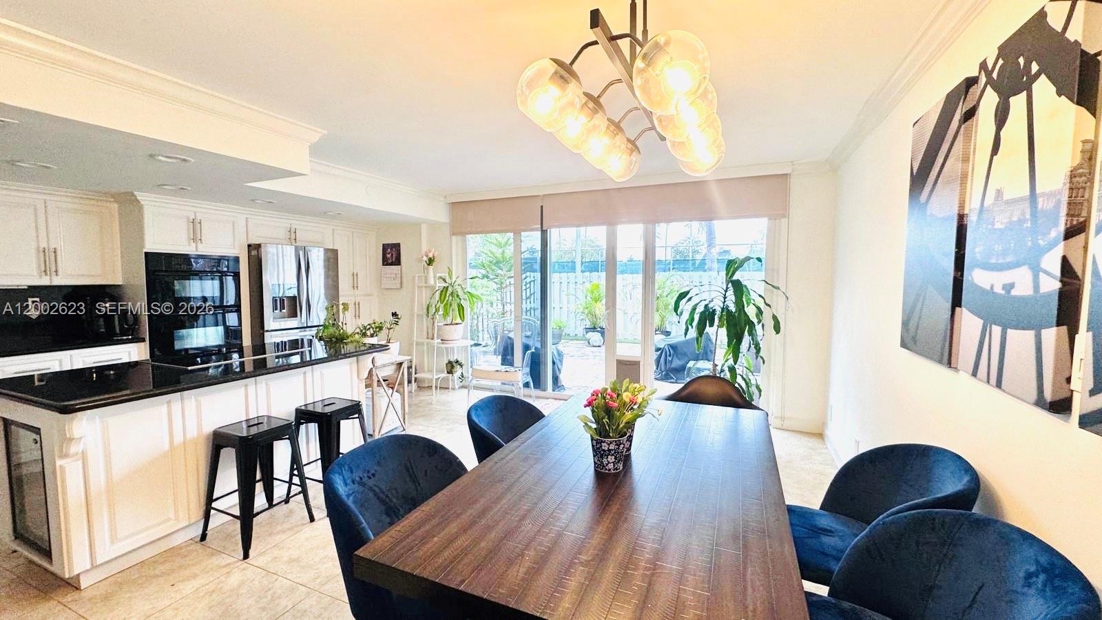 TOWNHOUSES OF VENETIAN PA - Residential Lease
