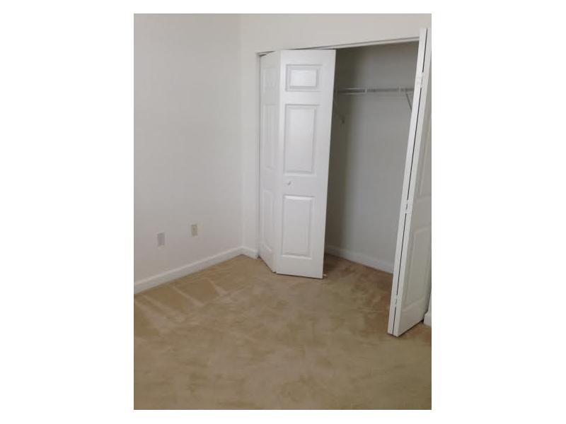 FLORIDIAN ISLES SOUTH - Residential Lease