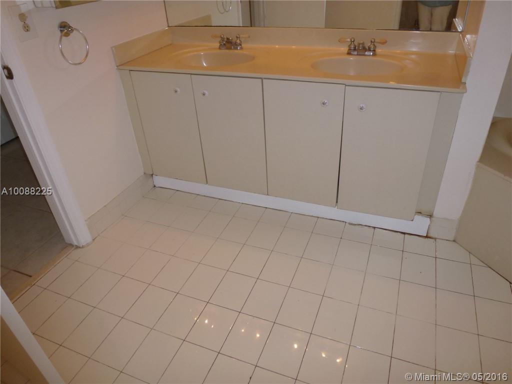 Highlands At Kendall - Residential Lease