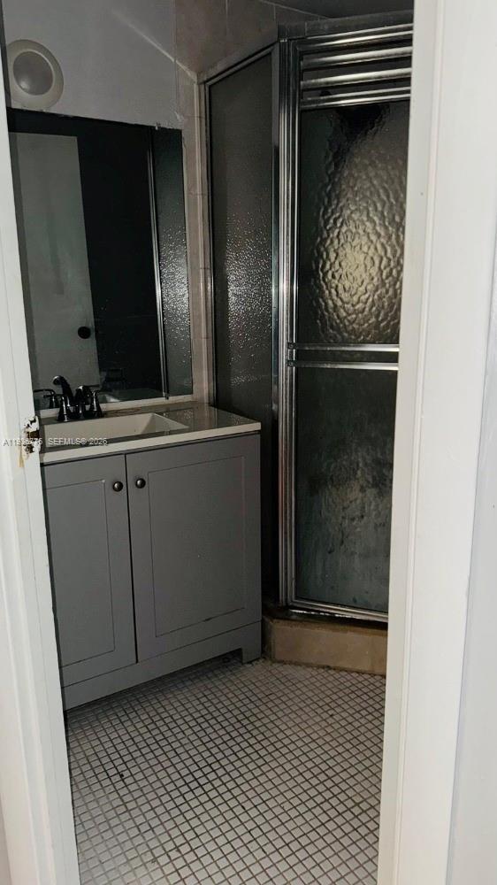 CLOVER GARDENS CONDO - Residential
