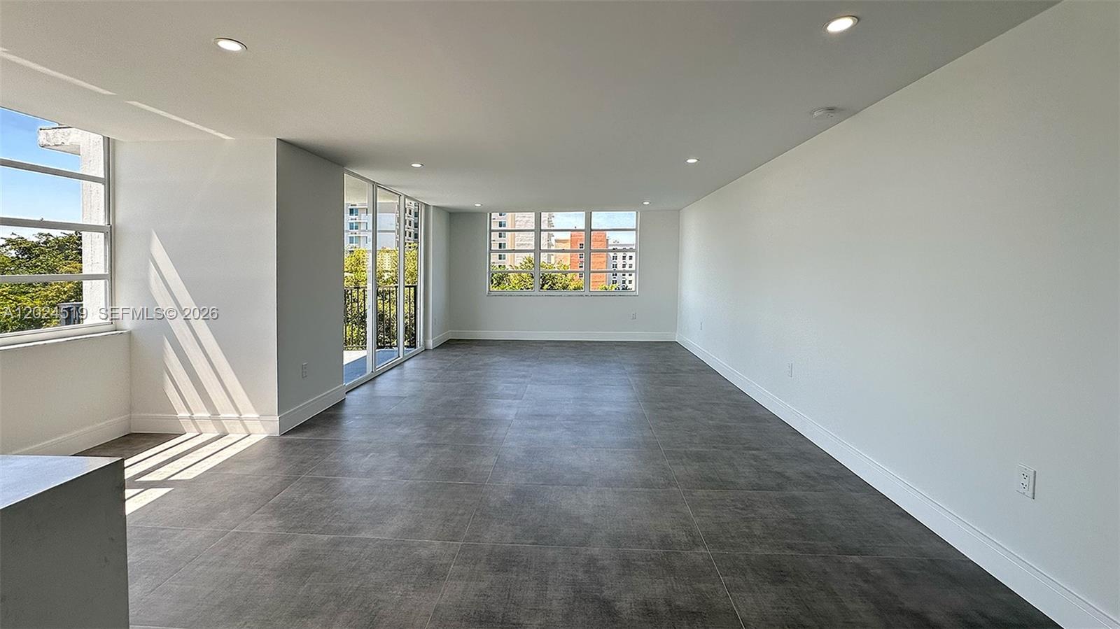 COMMODORE PLAZA CONDO - Residential Lease