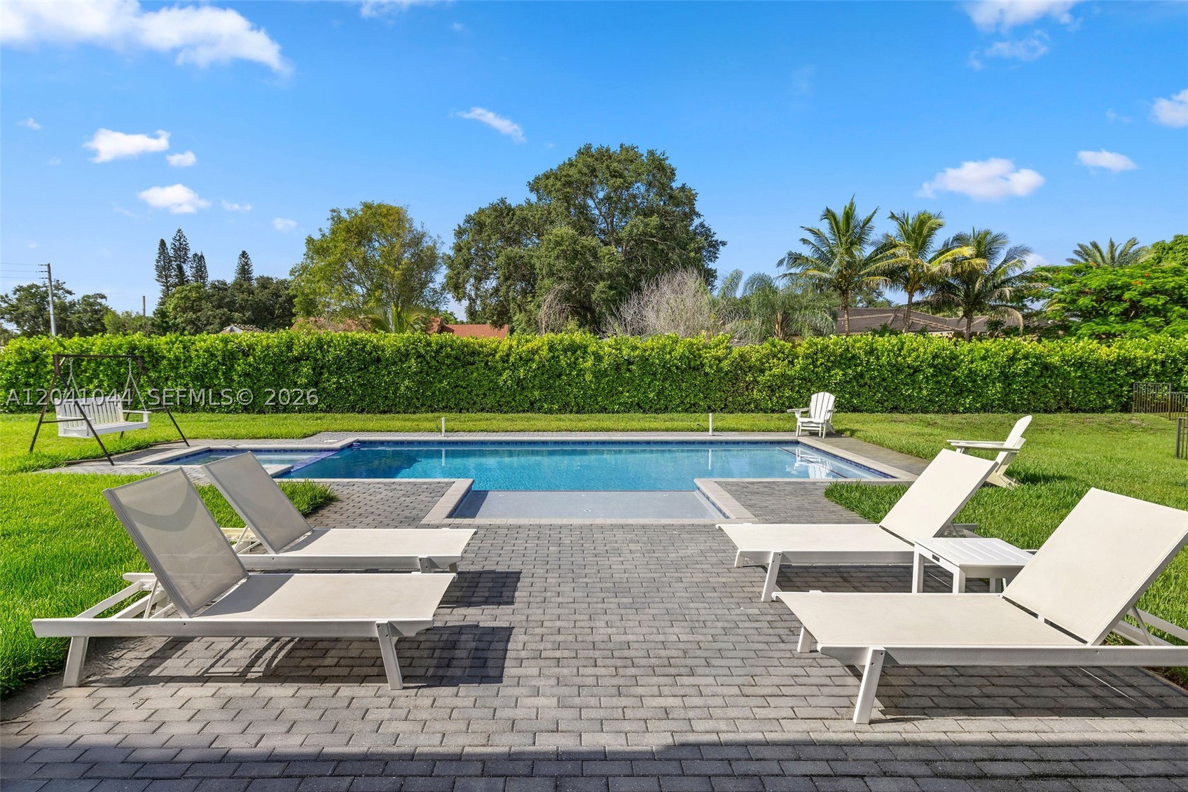 MILLCREEK RANCHES - Residential