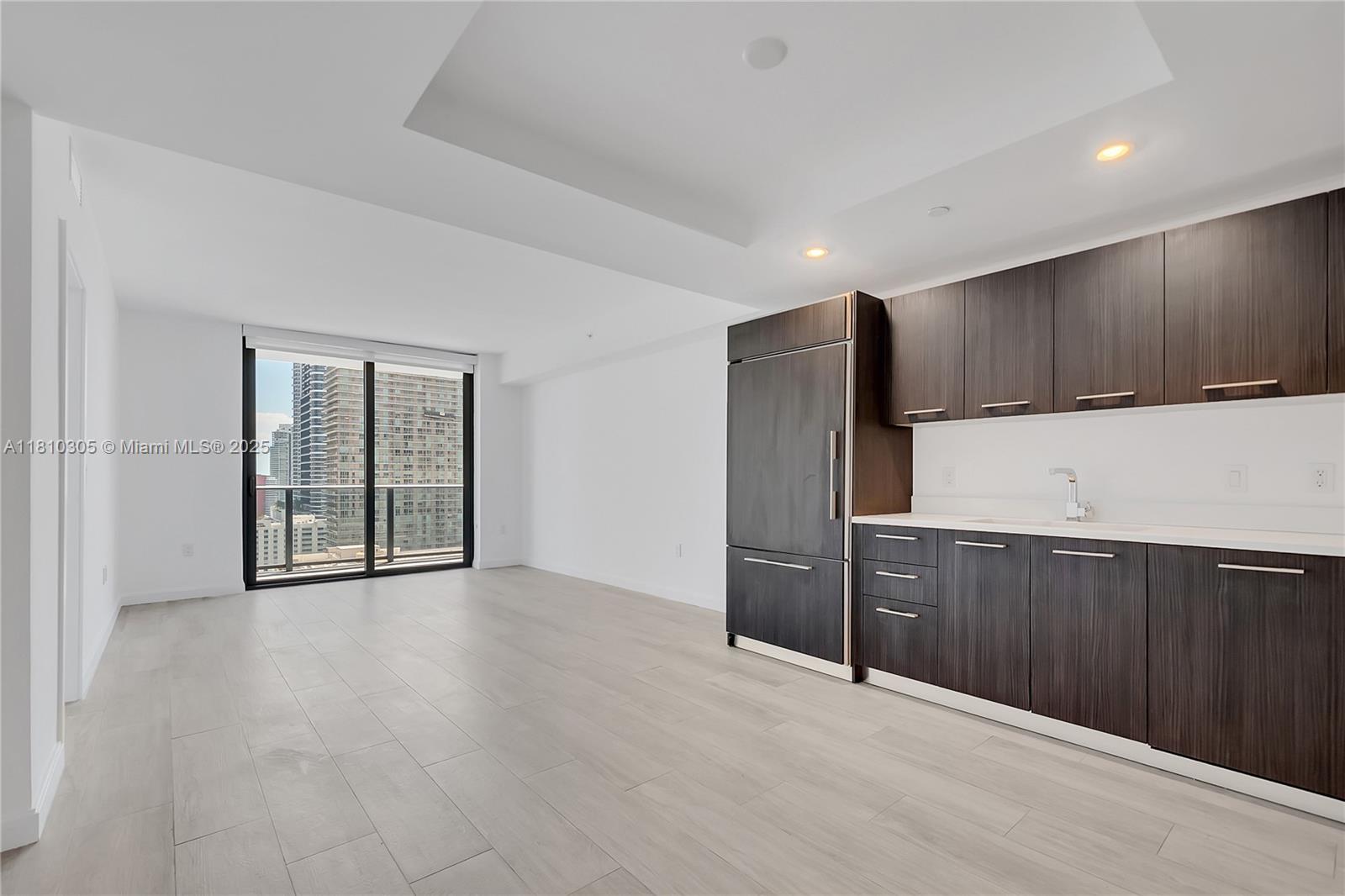 BRICKELL HEIGHTS EAST CON - Residential