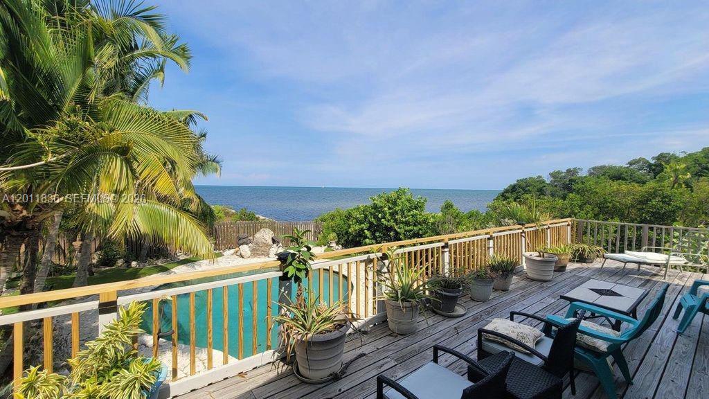 OCEAN REEF SHORES - Residential