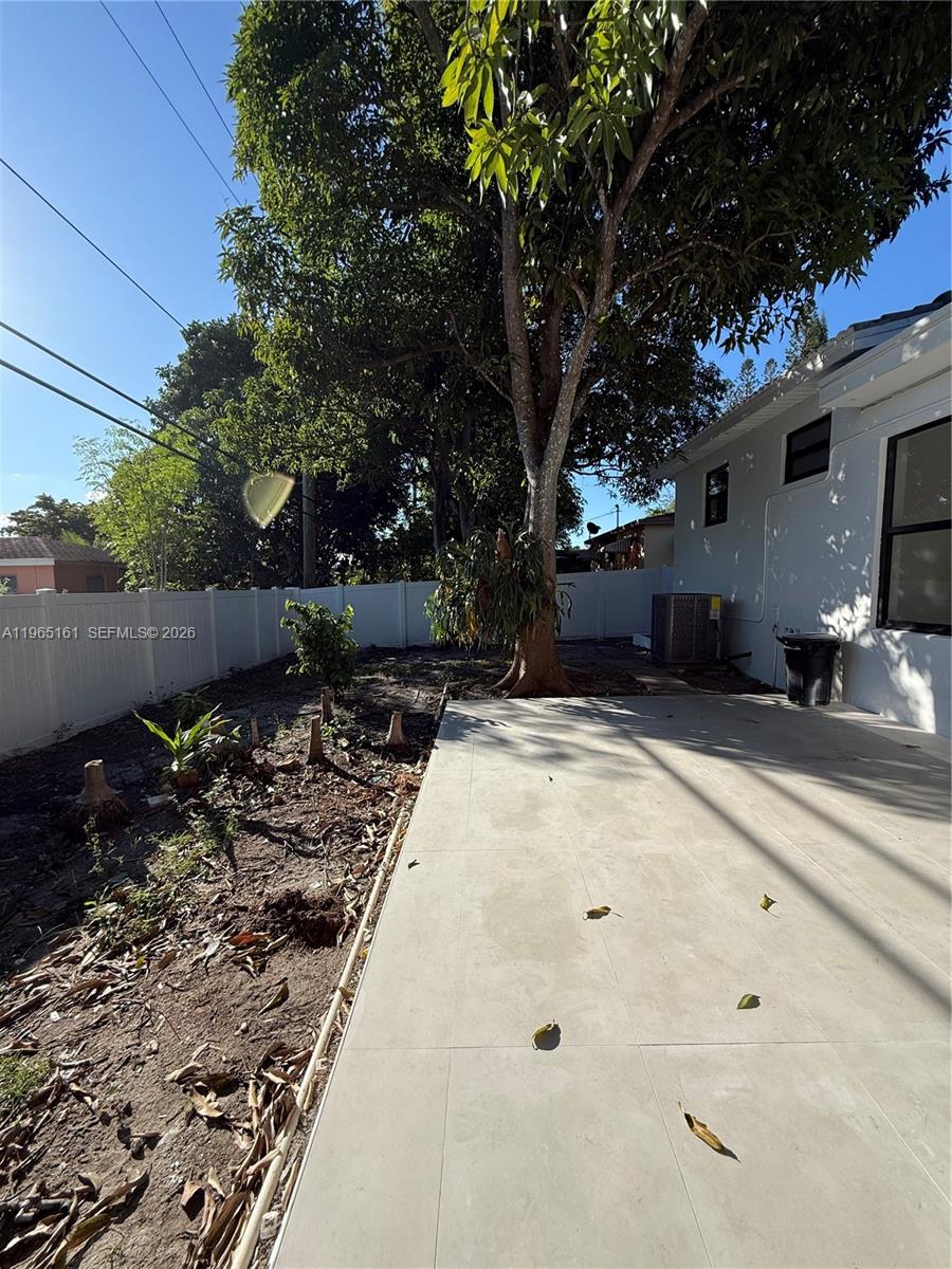 BREEZESWEPT ESTATES 1ST A - Residential