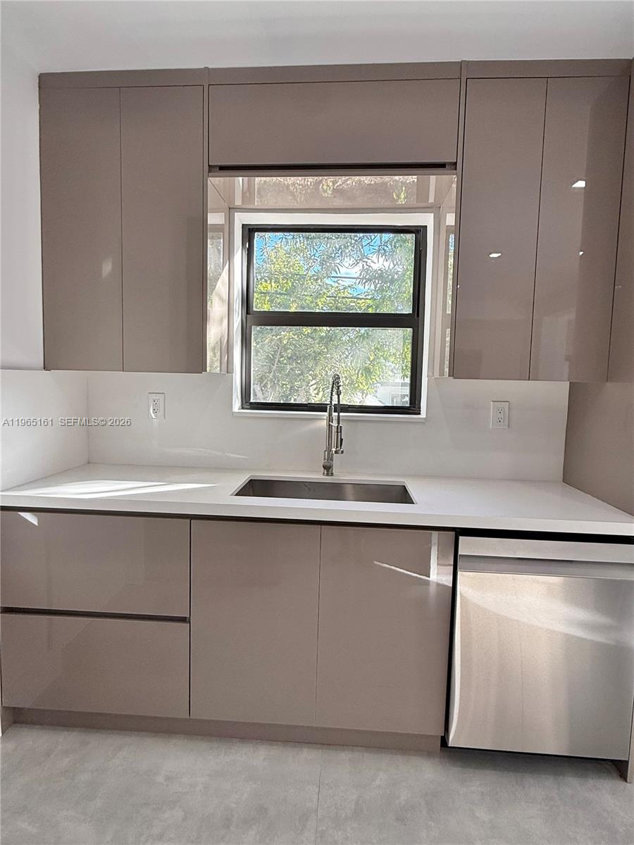 BREEZESWEPT ESTATES 1ST A - Residential