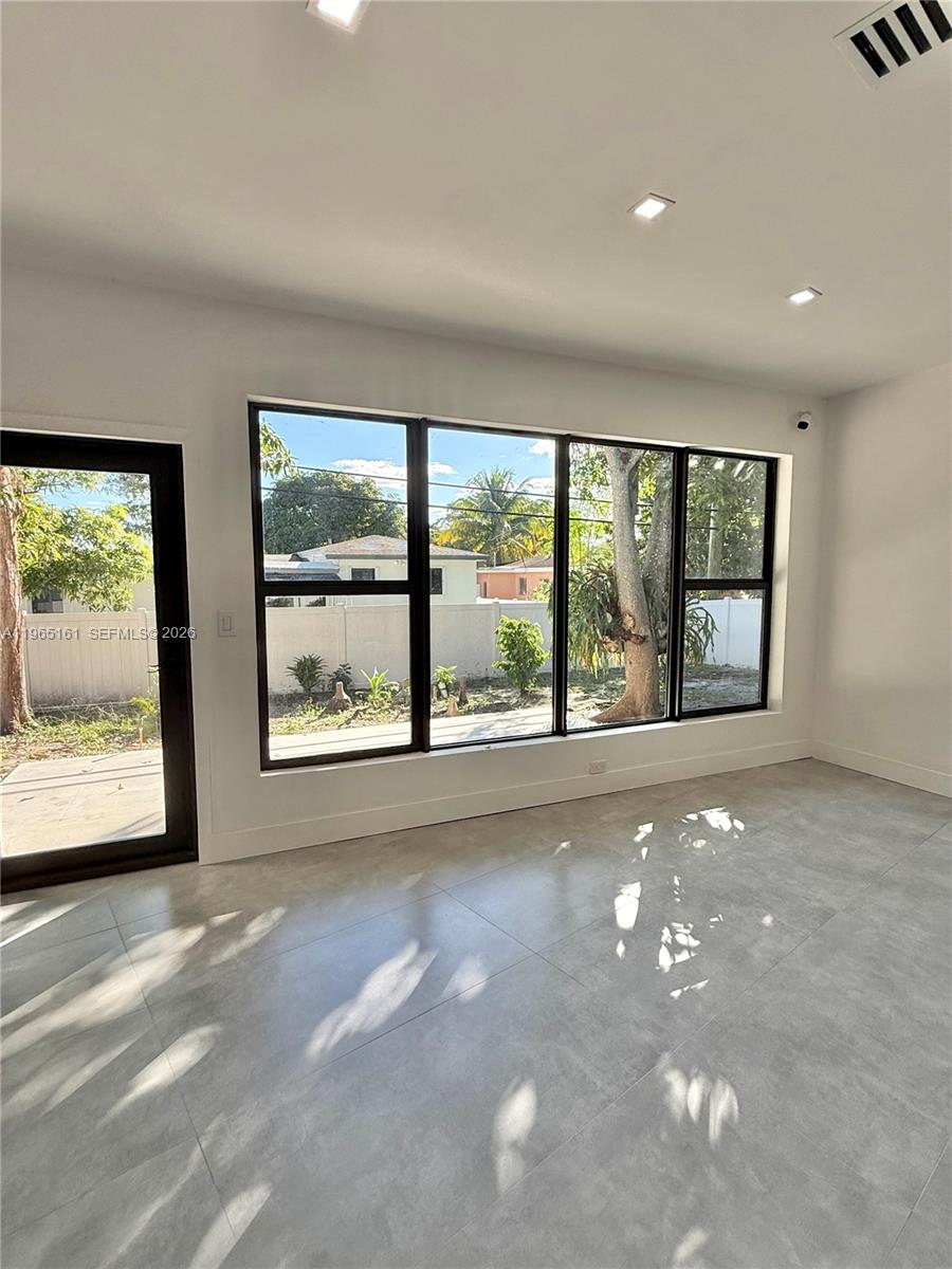 BREEZESWEPT ESTATES 1ST A - Residential