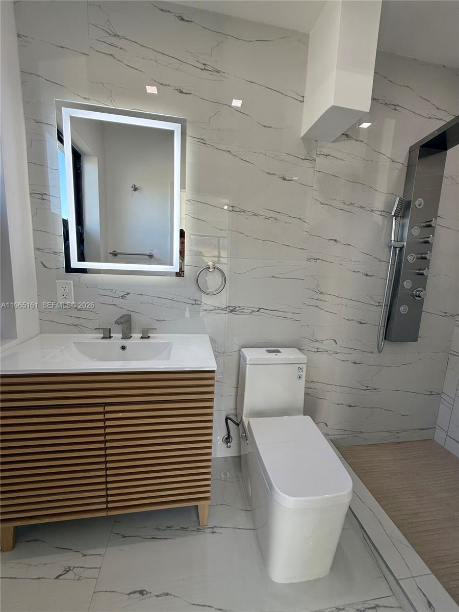 BREEZESWEPT ESTATES 1ST A - Residential