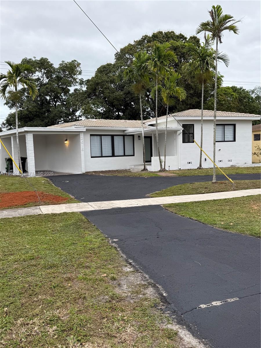 100% renovate, all brand new spacious single family home, open concept, Impact windows. Luxurious kitchen with quality appliances, quartz countertop. Large patio with many possibilities for family entertainment, strategic location with multiple access routes, NO HOA, large front parking spaces.