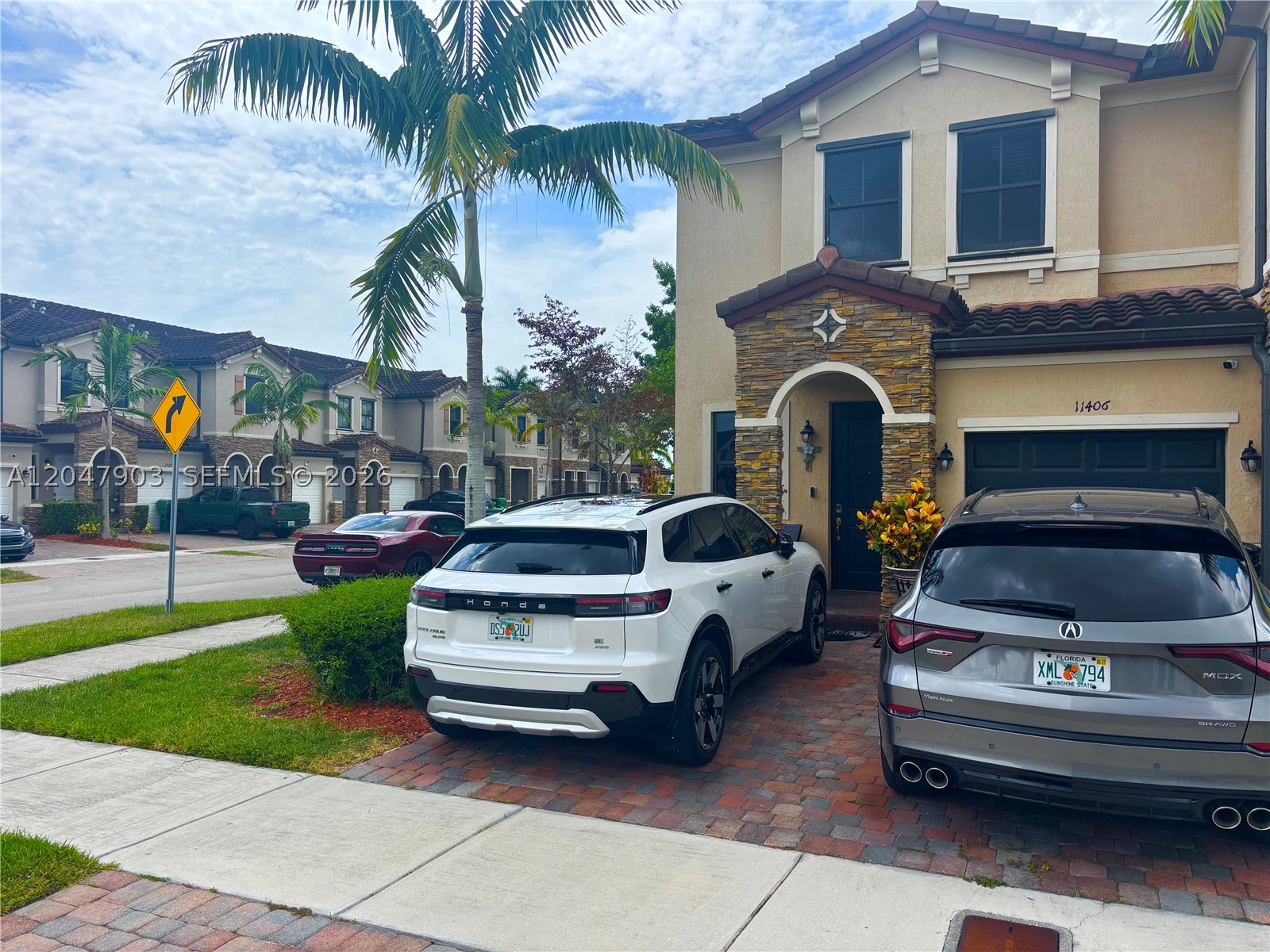 COCO PALM ESTATES - Residential