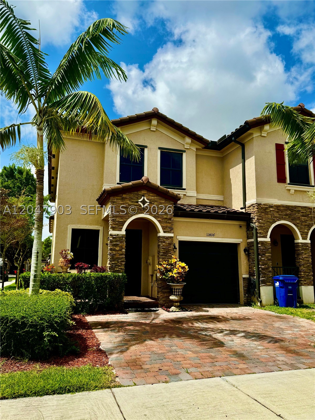 Seller motivated! Look no further than this beautiful Artesa townhouse. Excellent location just minutes from Florida’s Turnpike, Wawa, Aldi's, and Chick-fil-A. Low HOA and FHA loans are welcome. Enjoy resort-style living with pools, a jacuzzi, a clubhouse, a fitness center, a playground, and walking trails. Conveniently located near top-rated schools. Call the listing agent for an appointment today