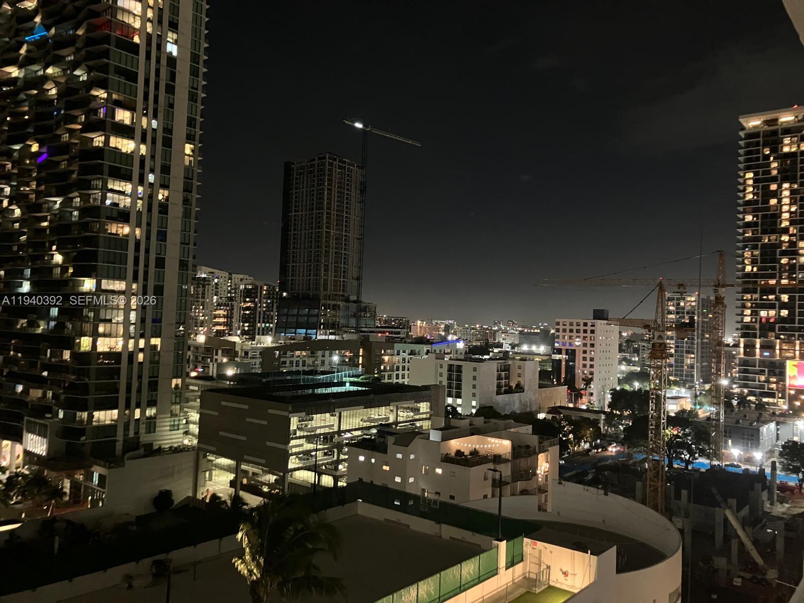 PLATINUM CONDO - Residential