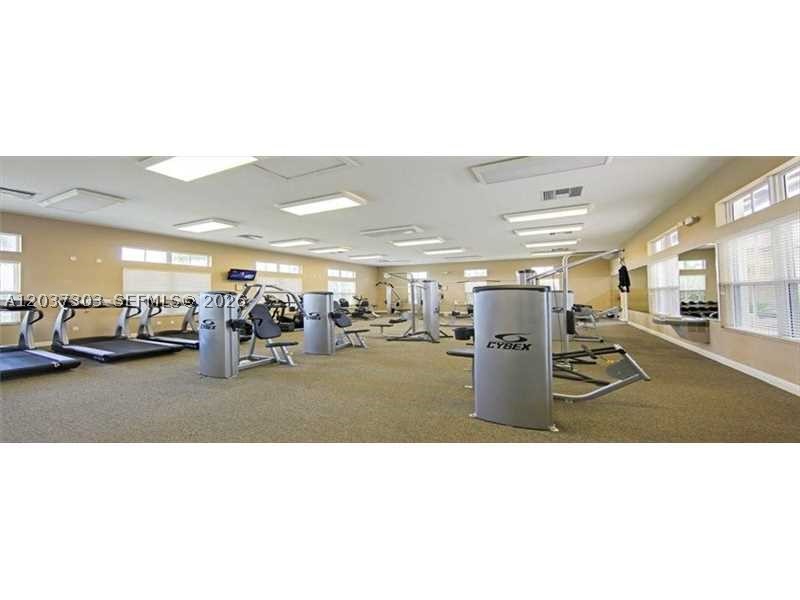 THE COURTS AT BAYSHORE II - Residential Lease