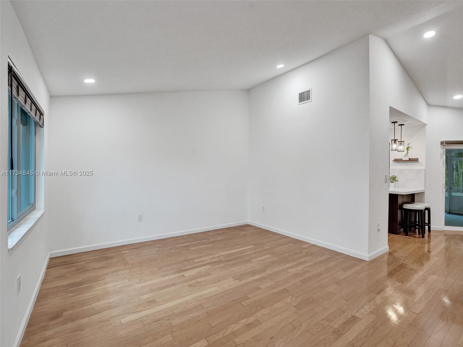 WAVERLY HUNDRED - Residential Lease