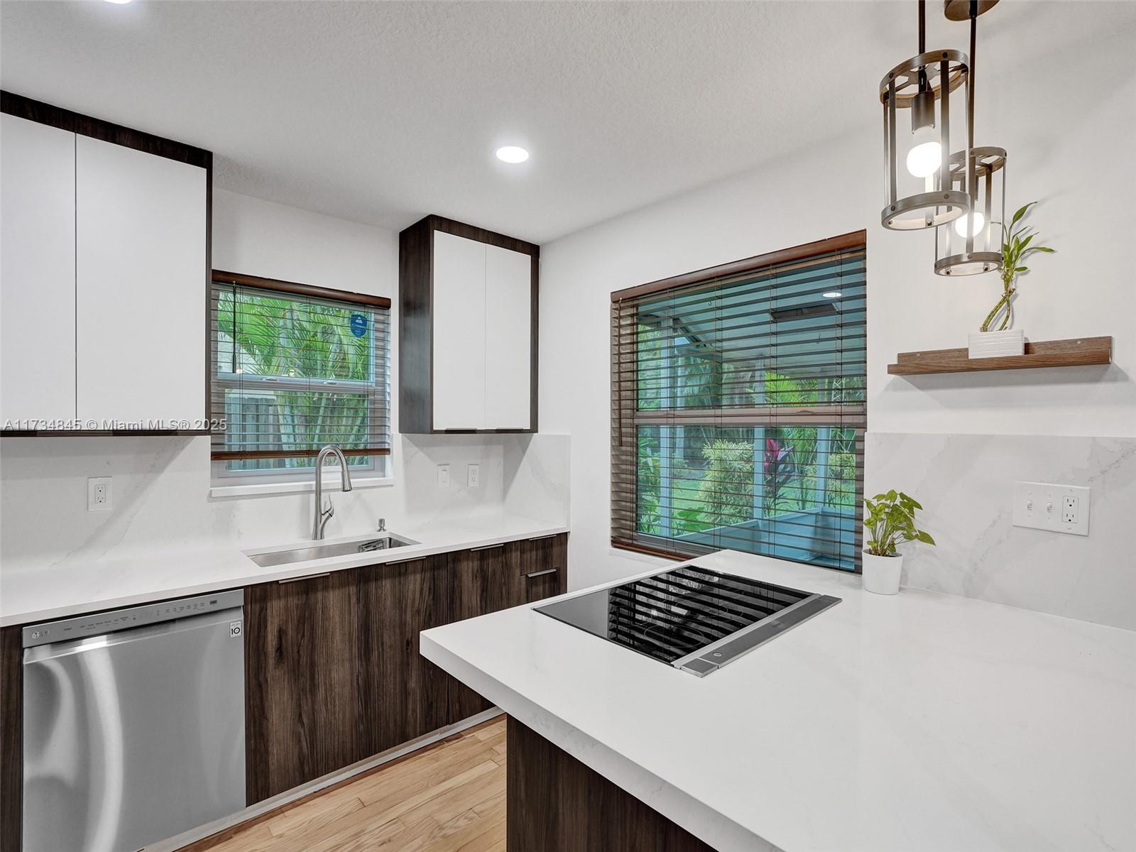 WAVERLY HUNDRED - Residential Lease