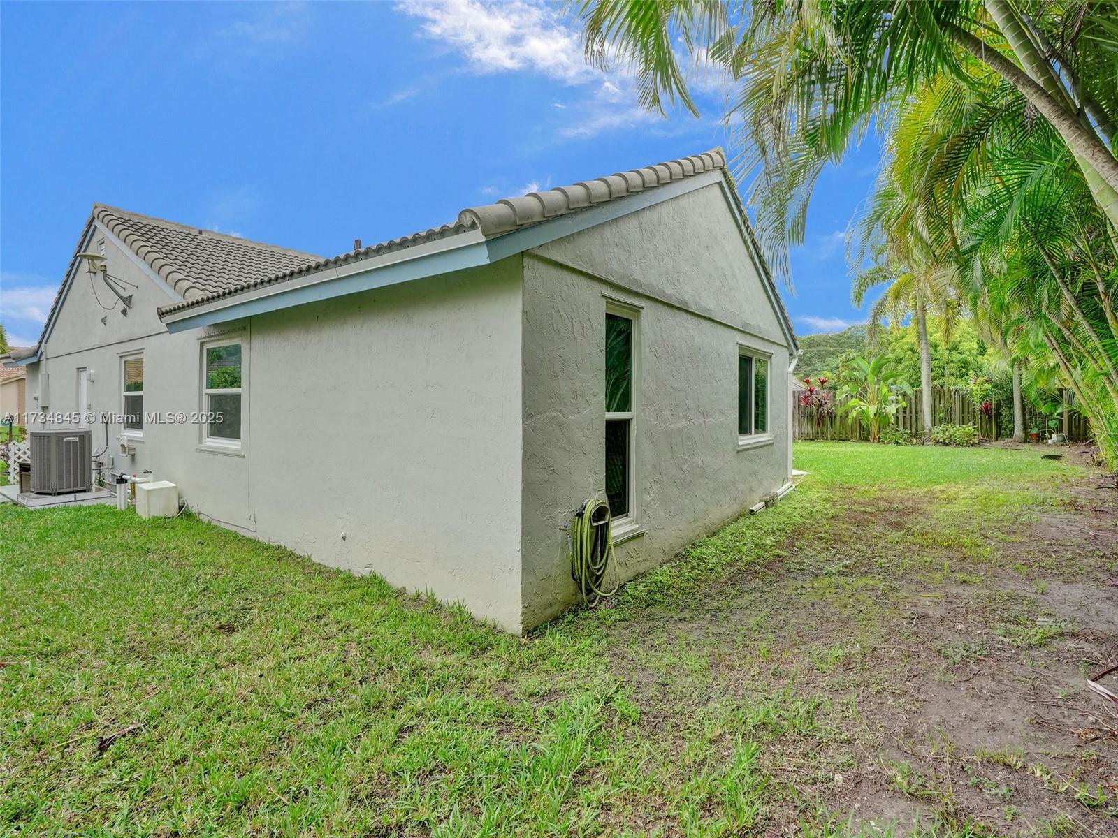 WAVERLY HUNDRED - Residential Lease