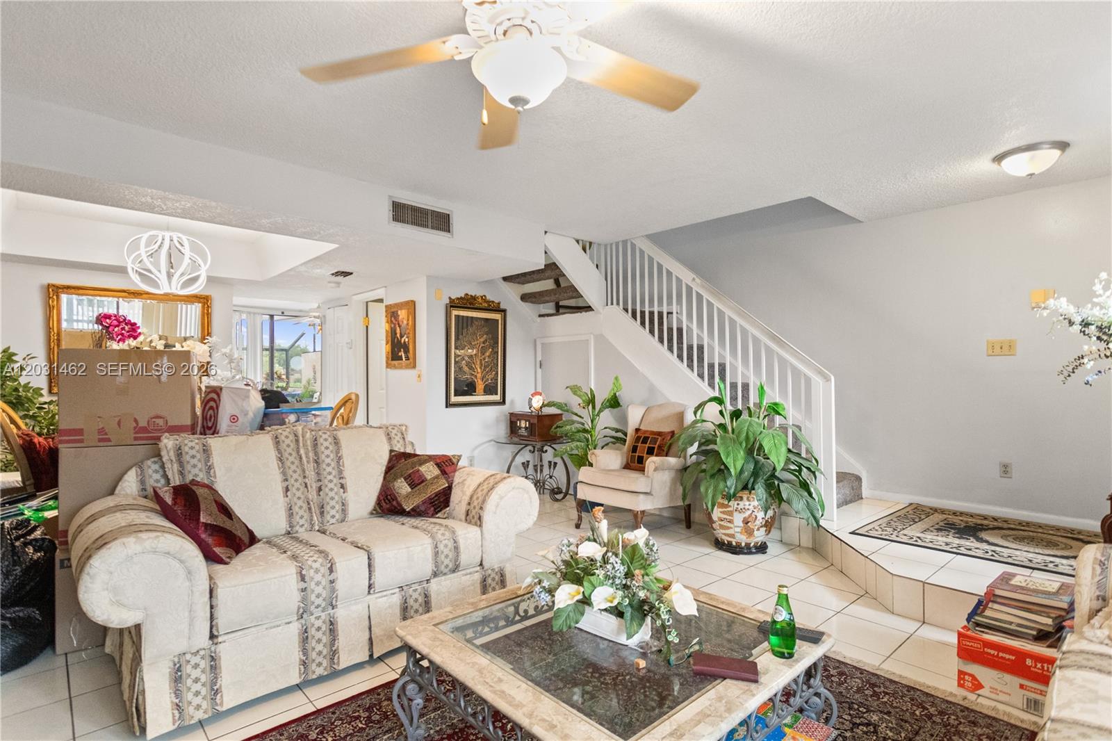 PEMBROKE LAKES SECTION SE - Residential
