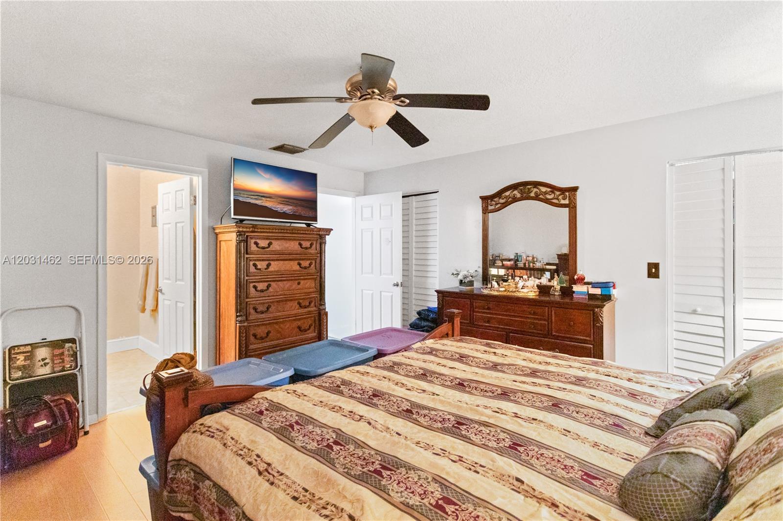 PEMBROKE LAKES SECTION SE - Residential