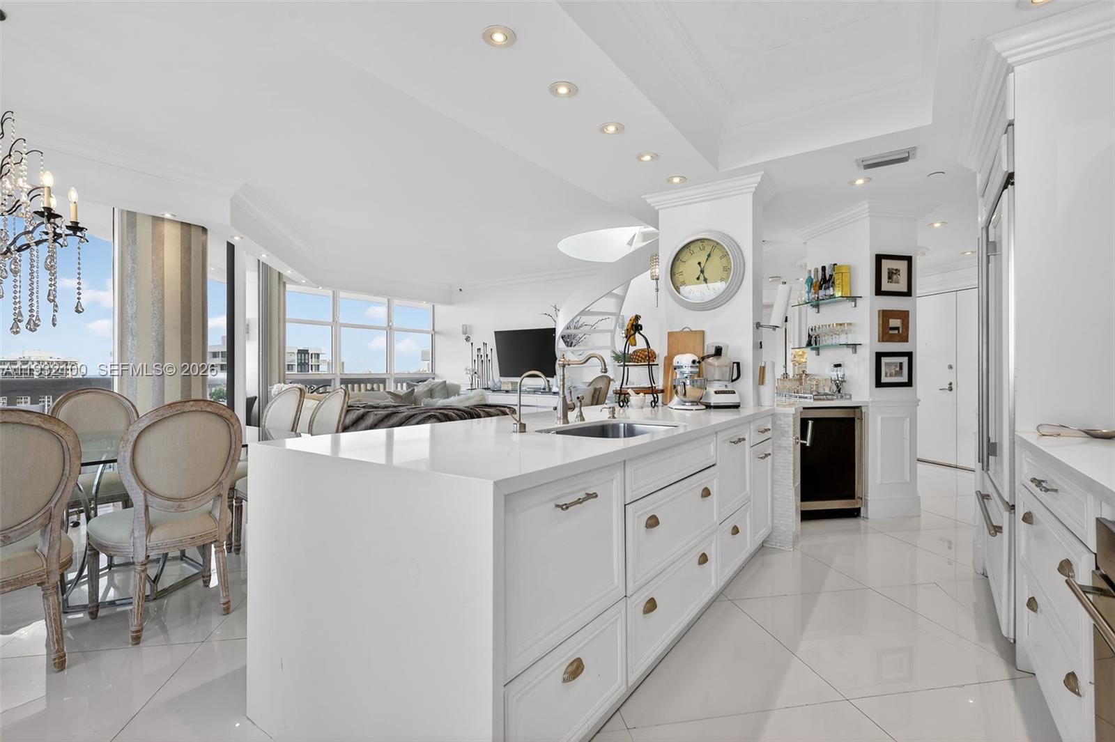 1000 ISL BLVD WILLIAMS IS - Residential