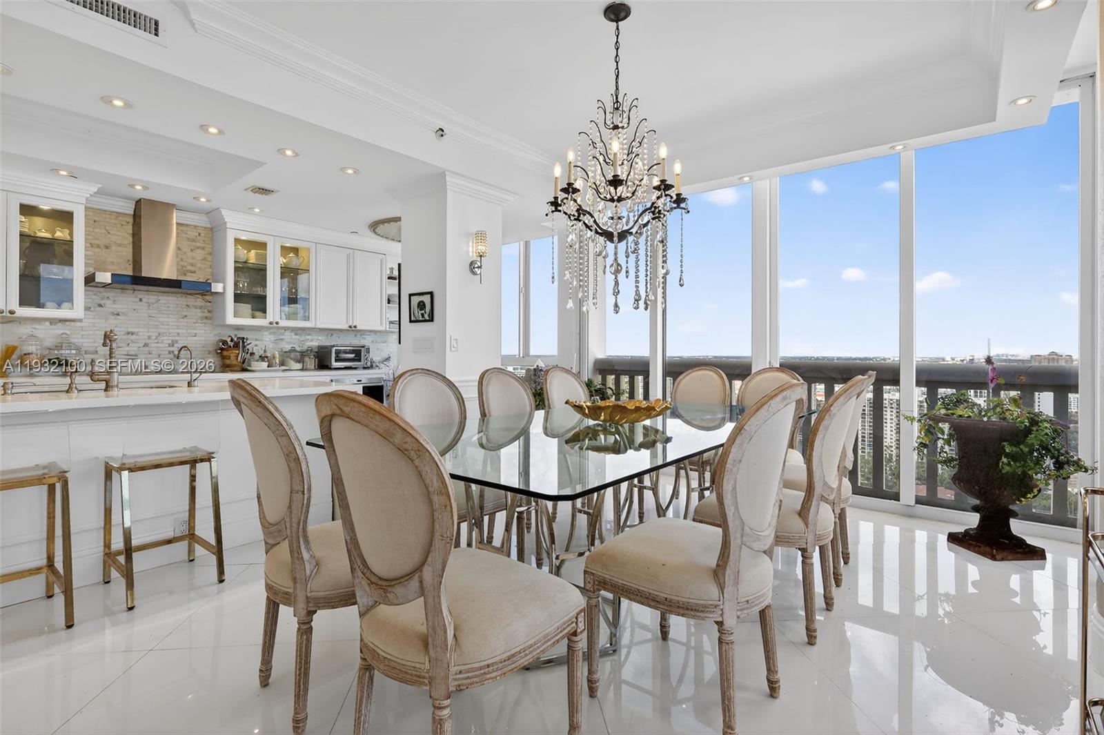 1000 ISL BLVD WILLIAMS IS - Residential