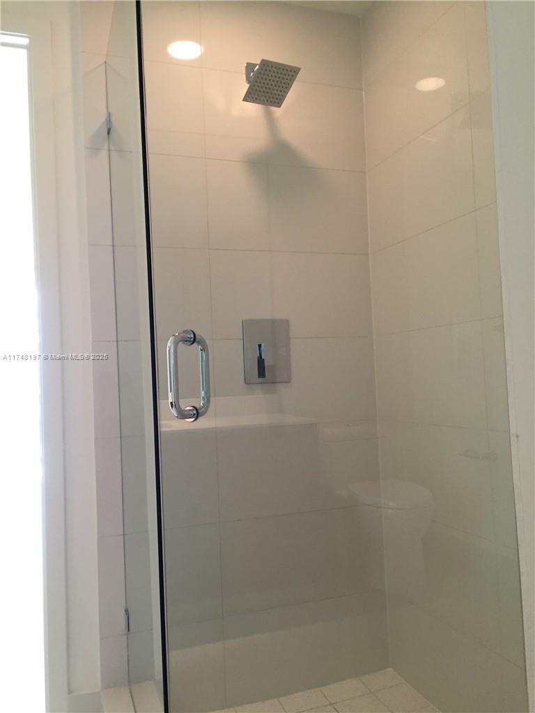 1100 MILLECENTO RESIDENCE - Residential Lease