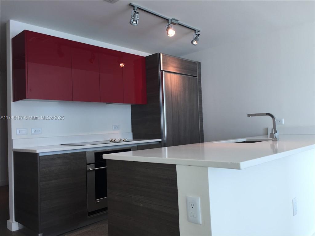 1100 MILLECENTO RESIDENCE - Residential Lease