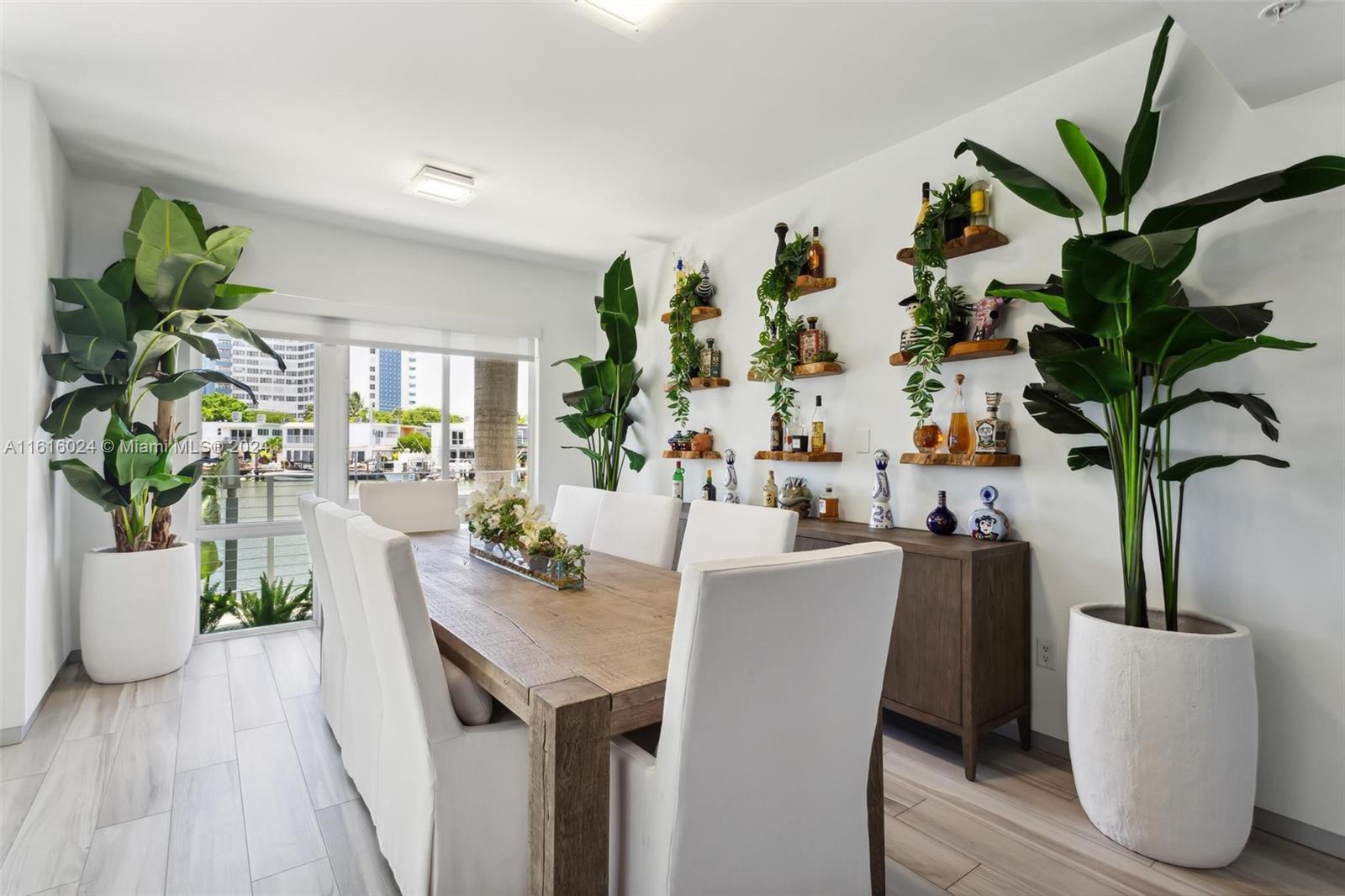 NORMANDY GOLF COURSE SUB - Residential Lease