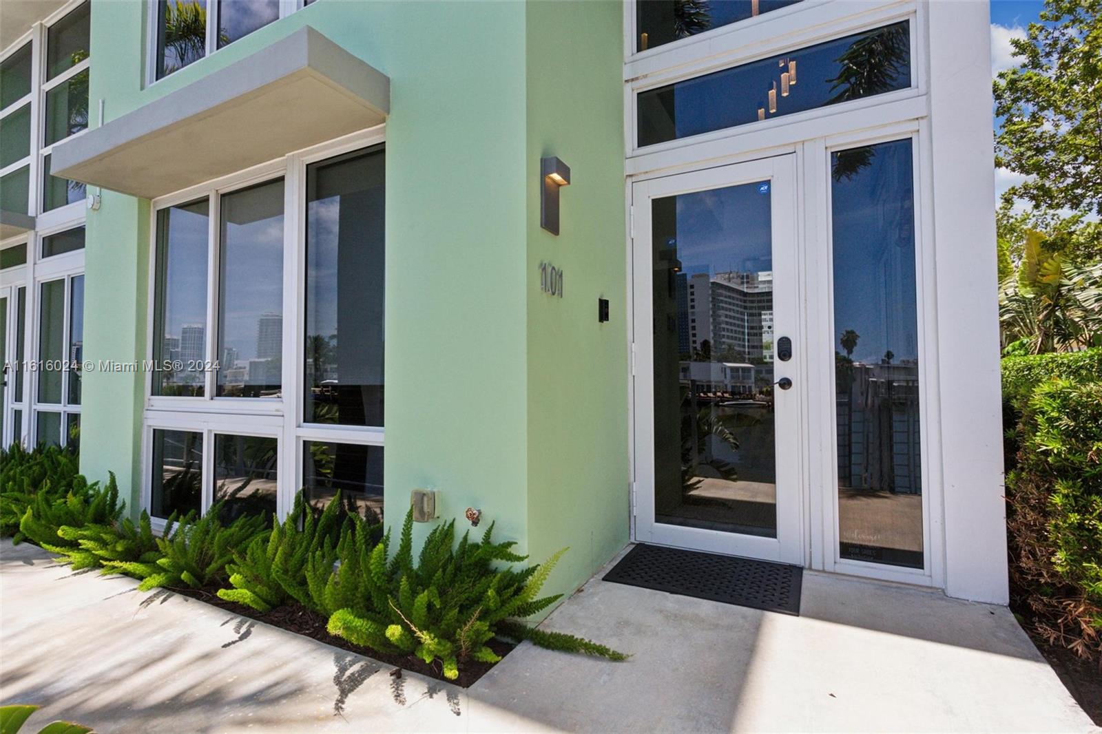 NORMANDY GOLF COURSE SUB - Residential Lease