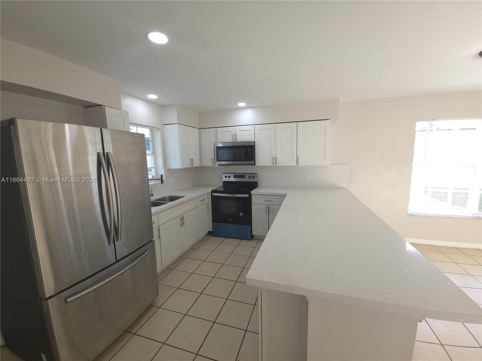 CENTRAL COMML HOMESTEAD - Residential Lease