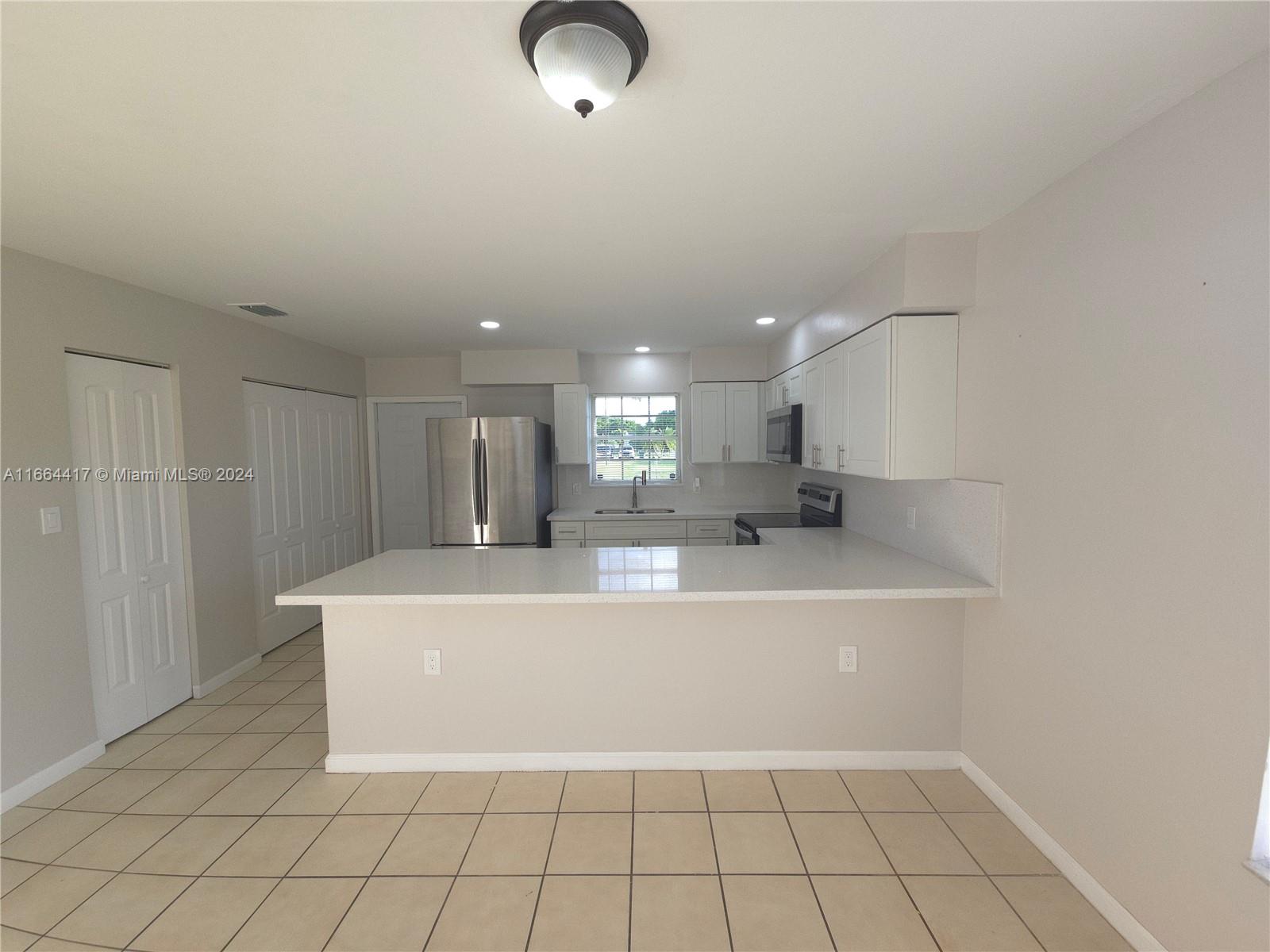 CENTRAL COMML HOMESTEAD - Residential Lease