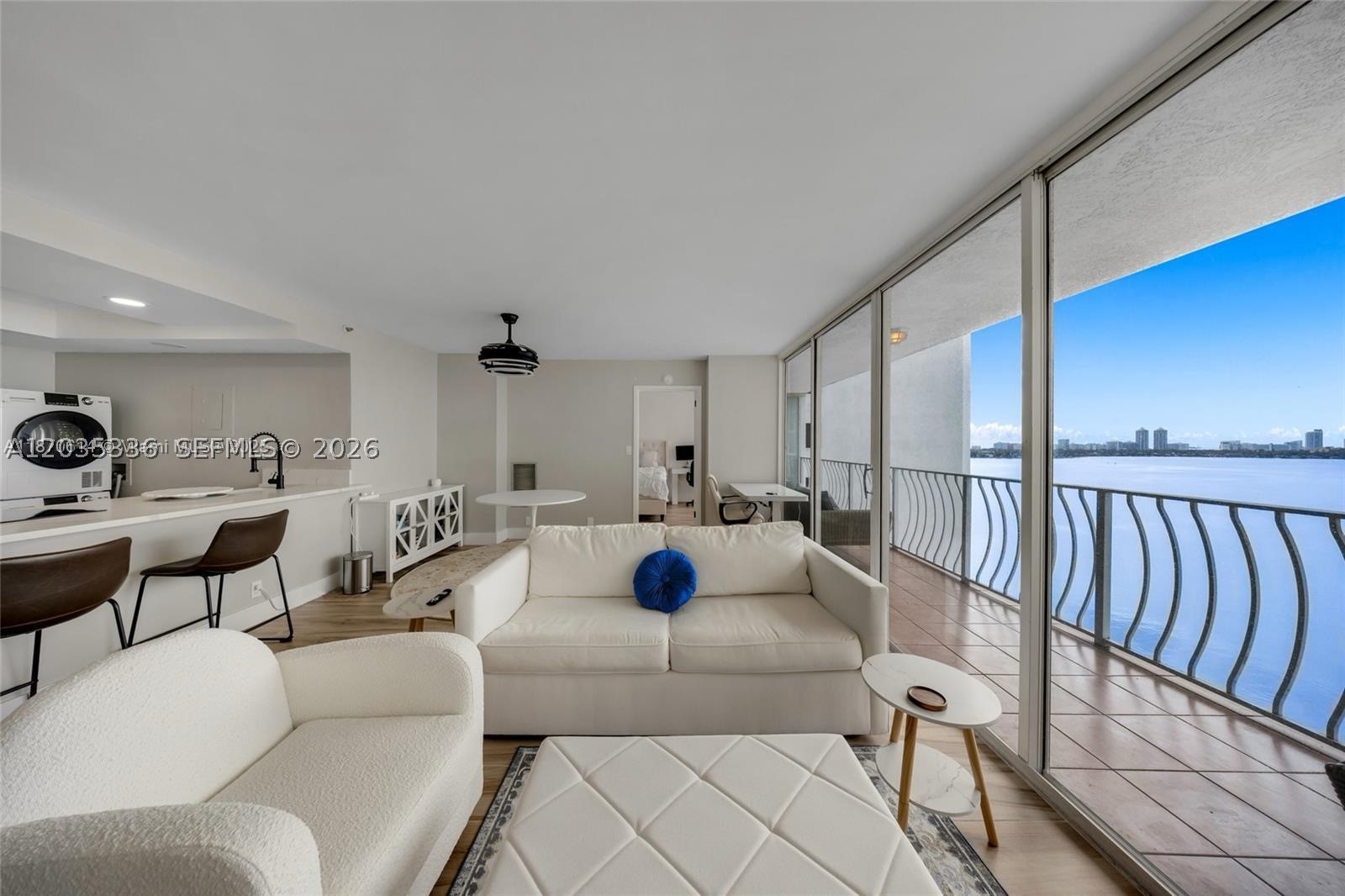 THE GRANDVIEW PALACE COND - Residential