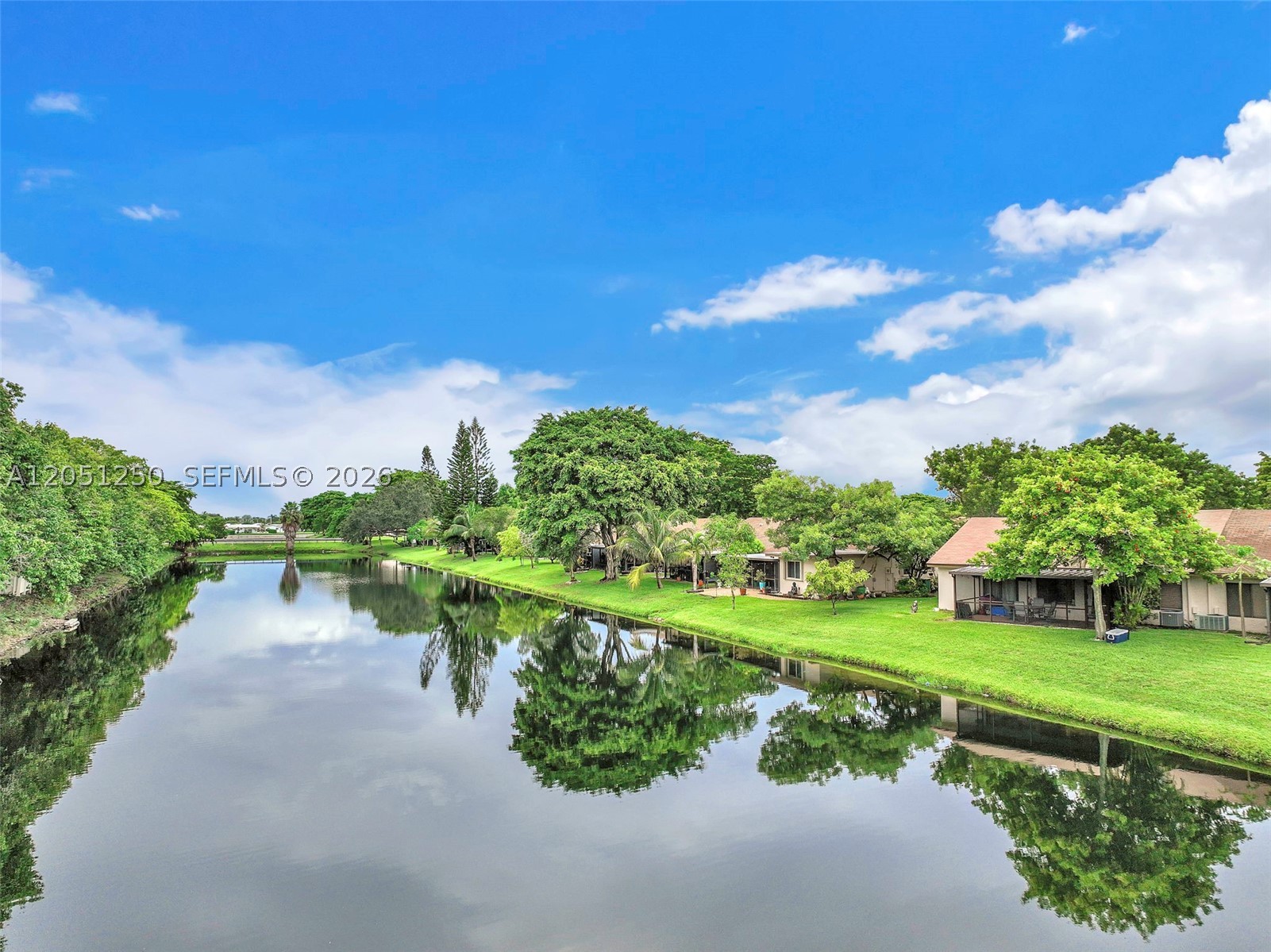 WATERSIDE - Residential