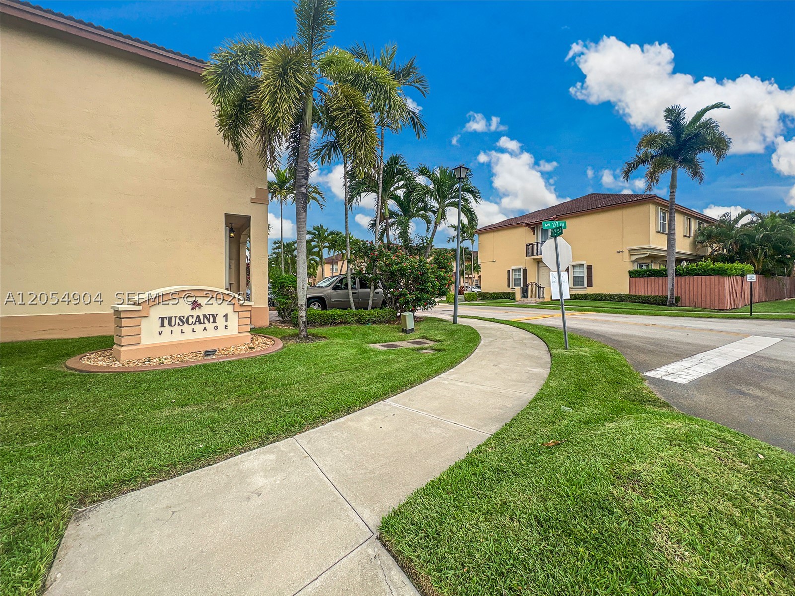 COURTS AT TUSCANY - Residential