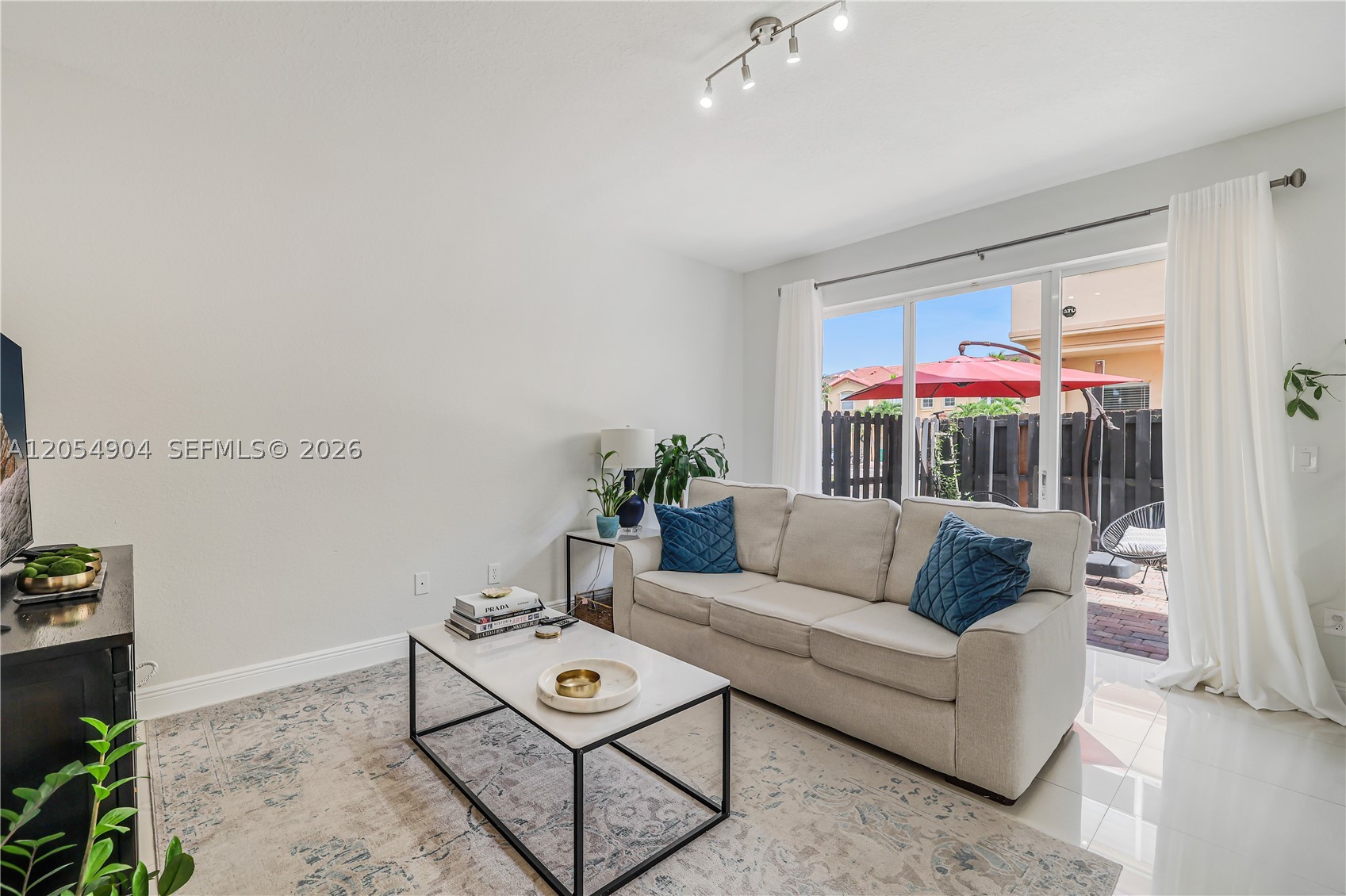 COURTS AT TUSCANY - Residential