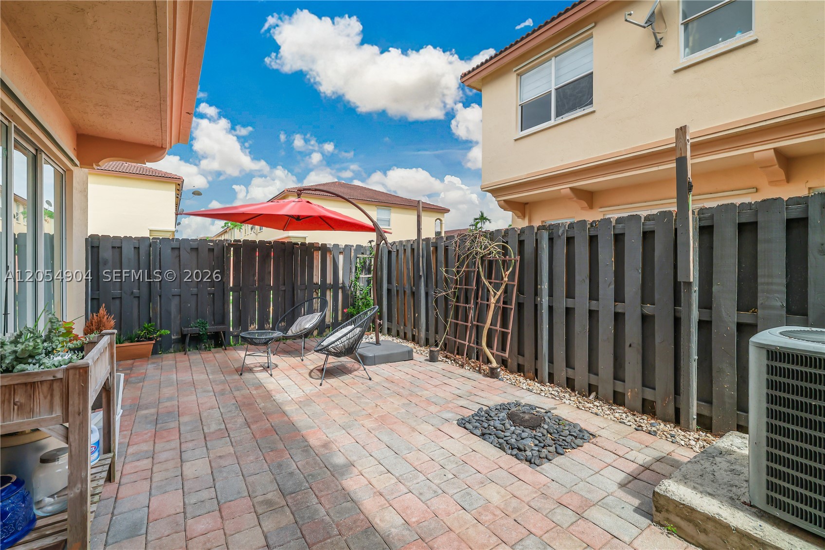 COURTS AT TUSCANY - Residential